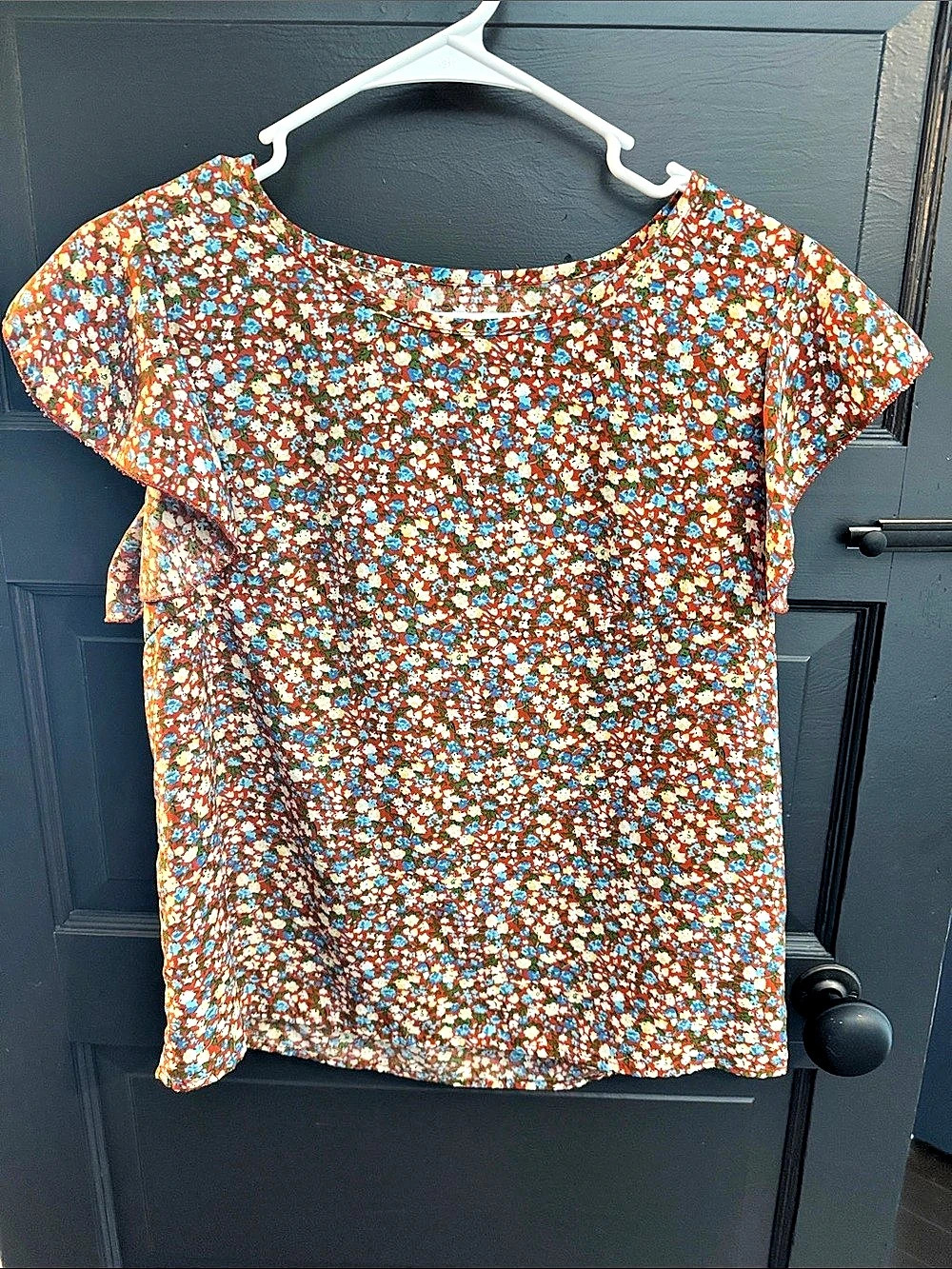Floral Short Sleeve Blouse in Brown & Blue